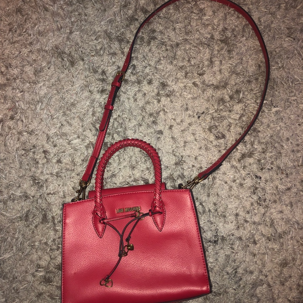 Love moschino bag